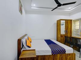 SPOT ON Hotel Aqua Palace Inn，位于坎努尔的酒店