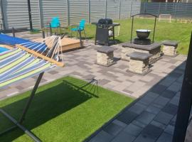 Tin Men Apartmanház，位于蒂萨菲赖德的酒店