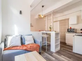 La Clé Escale orange, route du Parcours des Arts