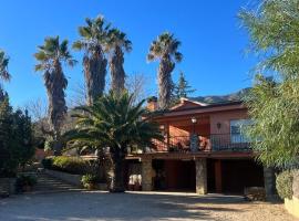 Casa Rural Jordá，位于科森泰纳的酒店