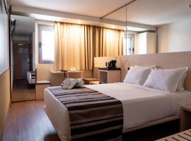 波尔图机场酒店百樂酒店 ，位于马亚的住宿