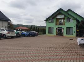 Pensiunea Vânătorului，位于Miceşti的酒店