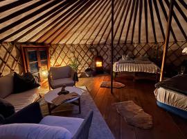 Jurte in den Bergen，位于巴特莱辛哈尔的豪华帐篷营地