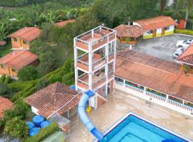 Paraíso Tropical - Hotel Campestre，位于Aguadas的酒店