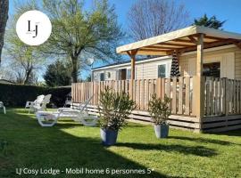 LJ Cosy Lodge - Mobilhome，位于乌尔加特的酒店