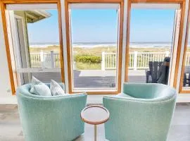 Ocean Front with Hot Tub, Dog Friendly! Beach Time