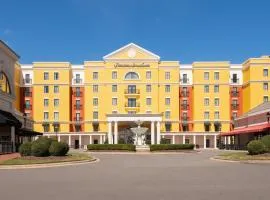 Hampton Inn & Suites South Park at Phillips Place