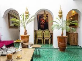 Riad Dekkak - Traditional Private Riad