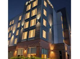 La Quinta Inn & Suites by Wyndham Chattanooga Downtown/South，位于查塔努加的酒店