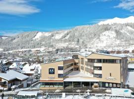 TUI BLUE Schladming，位于斯拉德明的带停车场的酒店