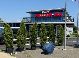 Island Motor Inn，位于Island Park的酒店