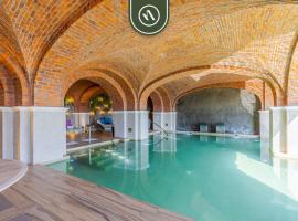 Great Condo with Private Balcony - Ocean View，位于卡波圣卢卡斯的酒店