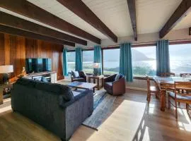 Ocean Front 5 BR Home! Yachats, Walk to Everything! Rio Mar