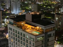 Sky Collection Lifestyle Hotel & Suites Barranquilla，位于巴兰基亚的酒店