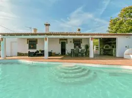 Stunning Home In La Puebla De Los Infan