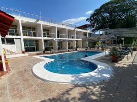 Hotel Dubai de Miramar，位于圣布拉斯的酒店