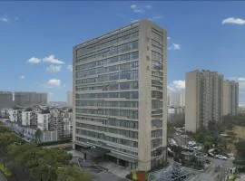 全季酒店（上海嘉定百联购物中心店）