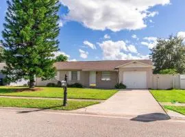 Brand NewPainted Vacation Hse NrUCF PetsOK Fenced