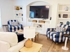 Blue Bay Cottage，位于德斯坦的酒店