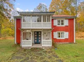 4 Bedroom Nice Home In Nybro