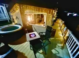 Holiday Home with Hot Tub Cornish Country SeaSide