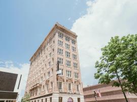 The Esquire Hotel Downtown Gastonia, an Ascend Collection Hotel，位于加斯托尼亚的酒店
