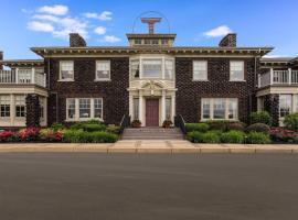 Traditions Hotel & Spa Johnson City - Binghamton, an Ascend Collection Hotel，位于Johnson City的酒店