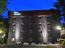 Hill House Hotel，位于抱川市的酒店