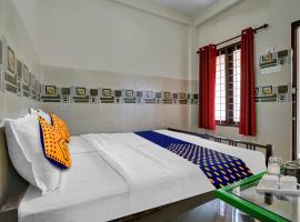 Hotel O SUBY PLAZA，位于Pathanāmthitta的酒店