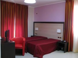 罗马阿尔伯格酒店，位于San Ferdinando di Puglia的酒店