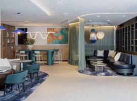 Bayside Geelong Hotel & Apartments, an Ascend Collection Hotel，位于吉朗的酒店