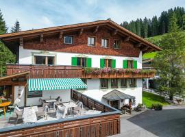 die AlpenRose，位于莱赫阿尔贝格的酒店