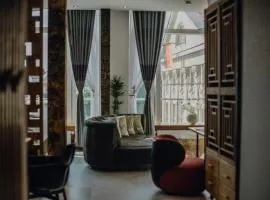 Sky Suites & Sky Bar