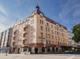 Home Hotel Drott，位于卡尔斯塔德的酒店