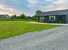 Beautiful Home In Hørve With Wifi