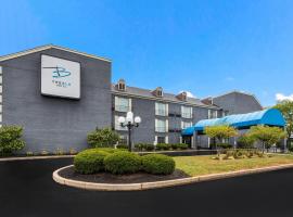The Blu Hotel Blue Ash Cincinnati, an Ascend Collection Hotel，位于布鲁艾施的酒店