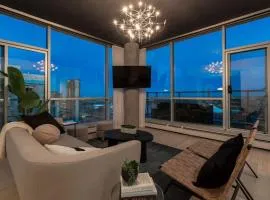 2 Storey Penthouse Panoramic Views Parking Stampede