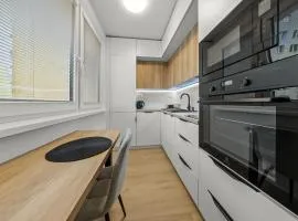 Stylish New Apartment with Parking Place
