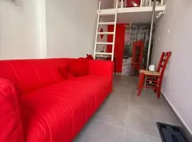 RED Cabin-Larnaca Centrum
