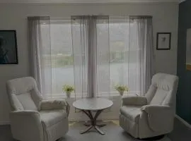 Stort hus med fire soverom og 8 senger