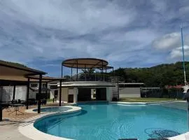 Nacazcol Hotel y Villas