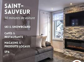 Le mini chalet，位于Sainte Anne des Lacs的酒店