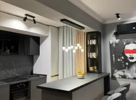 Cuza Residence