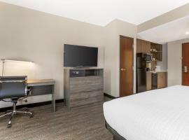 Best Western Plus Executive Residency Phoenix North Happy Valley，位于凤凰城的酒店
