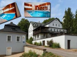 Hotel Auri，位于Rudník的酒店