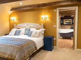 Goose Feather Barn, Wedmore luxury cottage for two