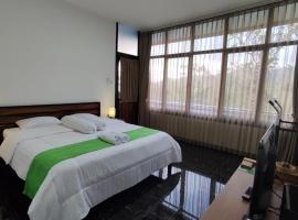 Menoreh Farm Stay Samigaluh Kulonprogo，位于Kalirejo的酒店