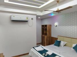 Hotel The Grand Heritage Junagadh，位于朱纳格特的酒店