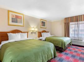 彭德尔顿营地海滨品质套房酒店，位于奥欣赛德的酒店