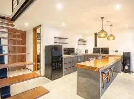 Spacious Loft 200m from Canggu Beach